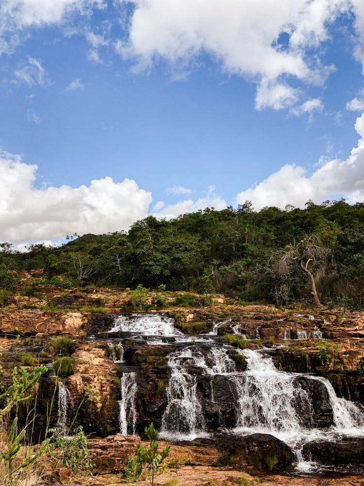 Cachoeiras-Macaquinhos-Chapada-dos-Veadeiros-1