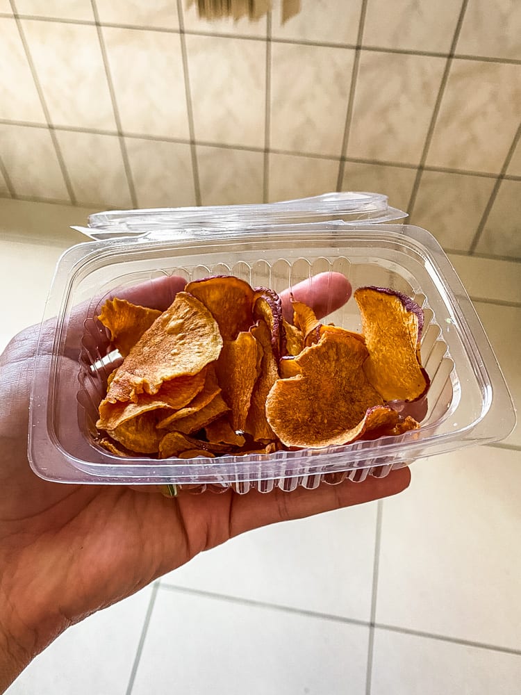 leaves restaurante batata chips delivery joinville